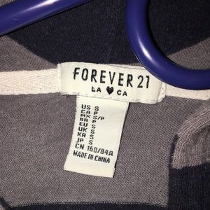 Thin, long sleeve hoodie